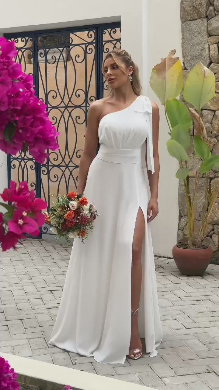 Vestido De Noiva Simples e Perfeito Modelo Cecília - Loja Moda Sunset - o  melhor da Moda Feminina.