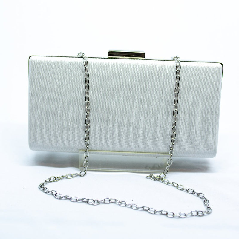 Bolsinha de Festa Clutch Modelo Strap and Square - Cecilia Dress