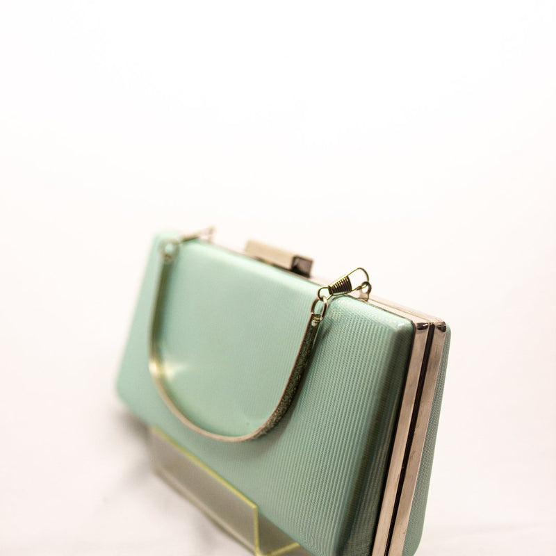 Bolsinha de Festa Clutch Modelo Strap and Square - Cecilia Dress