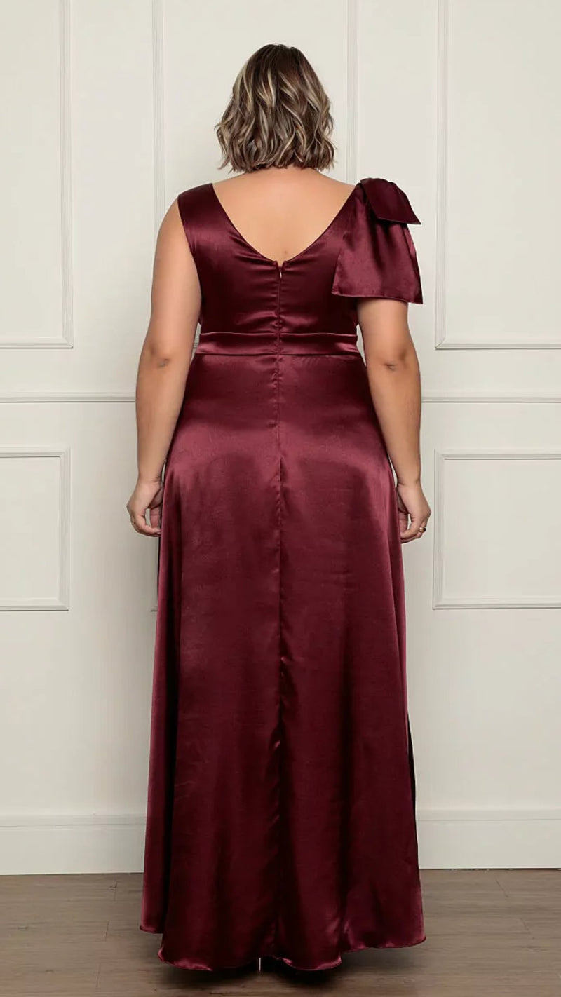 Vestido Plus Size Modelo Danny - Cecilia Dresses